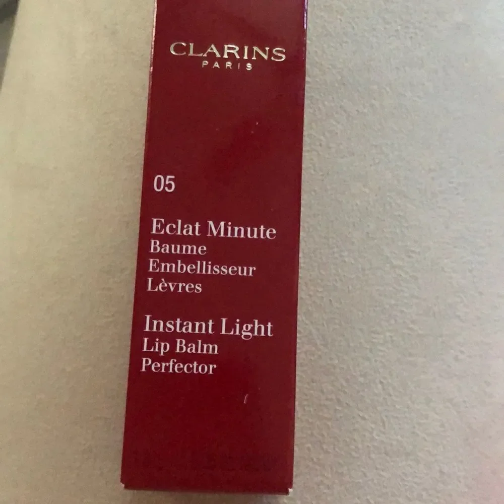 CLARINS INSTANT LIGHT LIP BALM PERFECTOR-RED